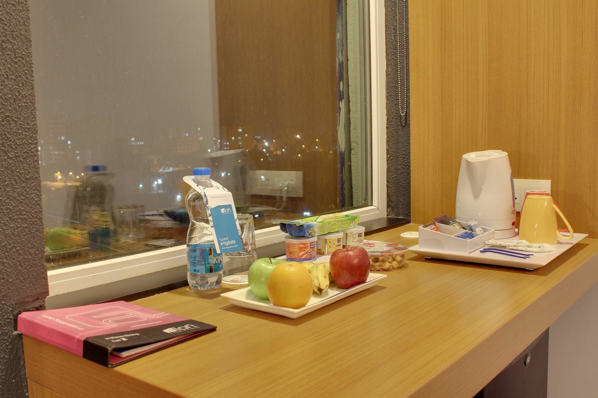 Vivanta Ahmedabad Sg Highway エクステリア 写真