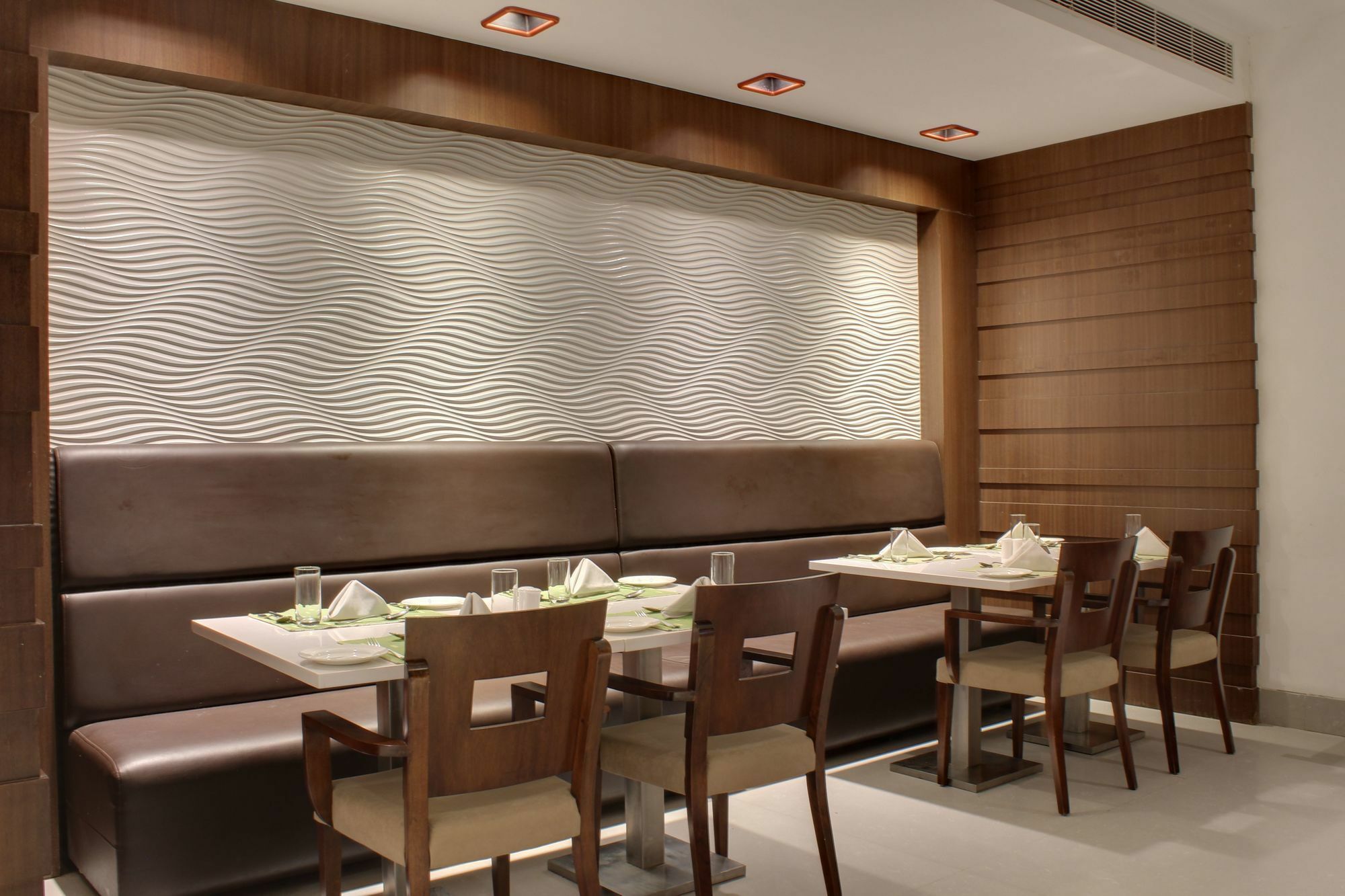 Vivanta Ahmedabad Sg Highway エクステリア 写真